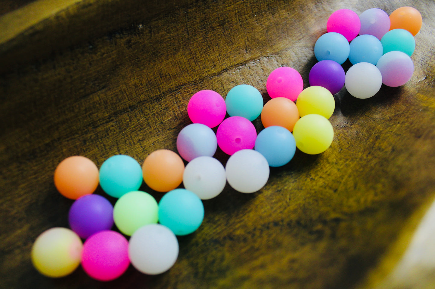 Neon Glow In The Dark 15mm Silicone 20 Count Bead Mix