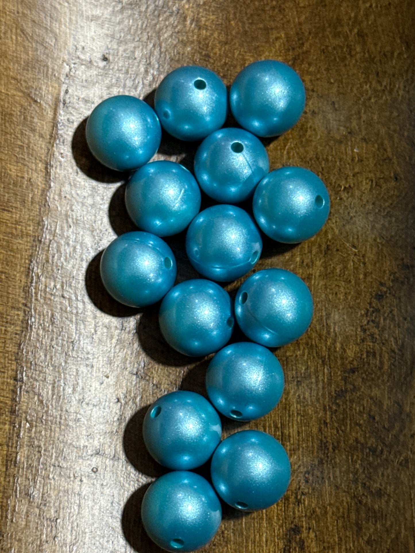 Opal 15mm Silicone Round Bead Glitter Bead