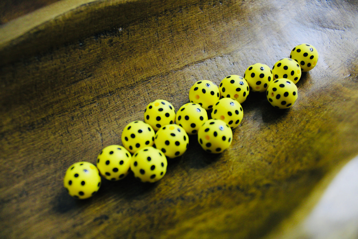 Yellow Dot 15mm Printed Silicone Bead Yellow Black