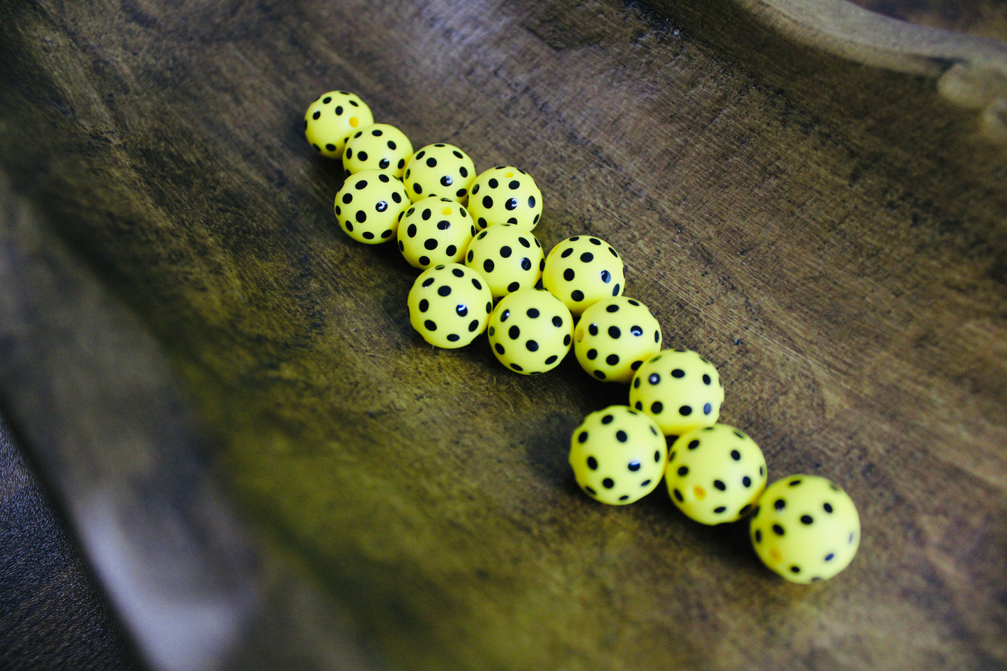 Yellow Dot 15mm Printed Silicone Bead Yellow Black