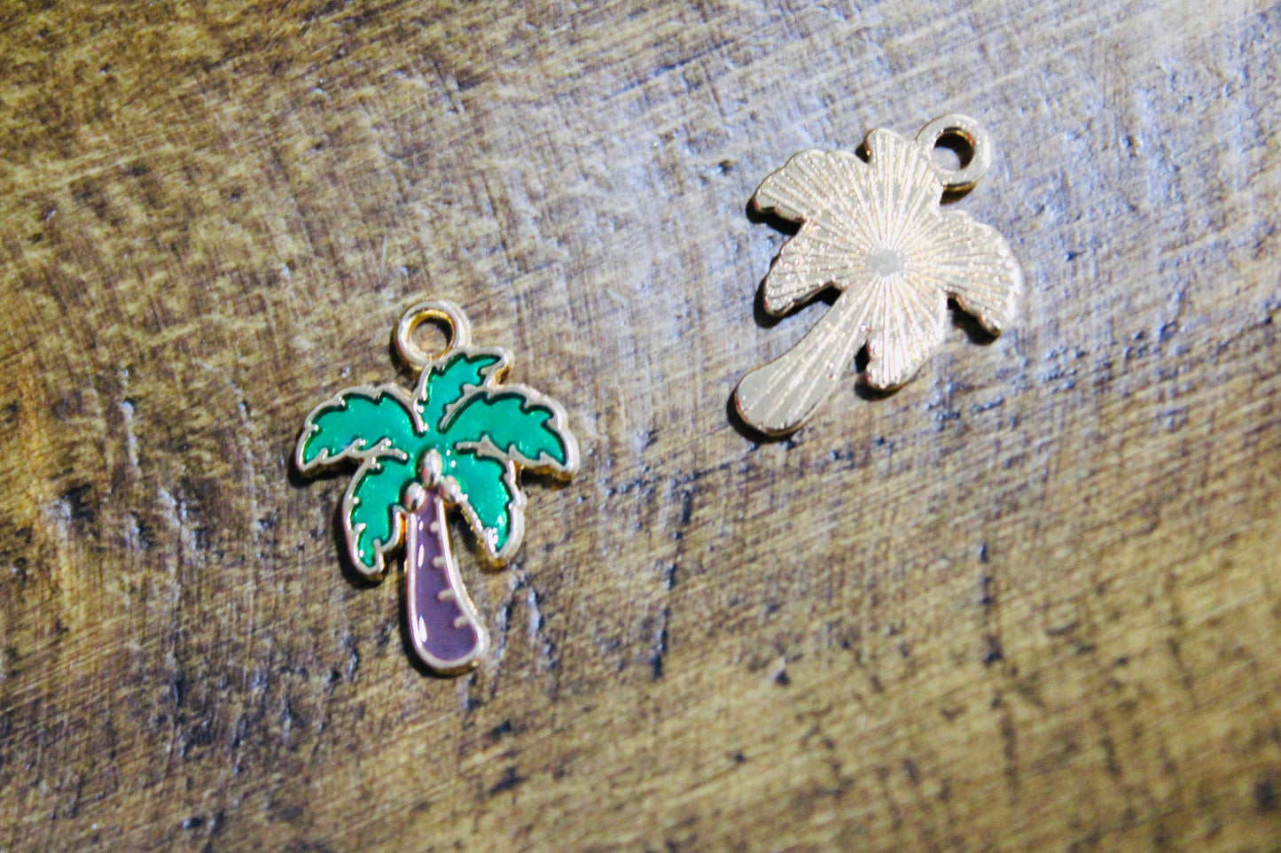 10 Count Pack Charms Palm Trees Or Cardinals
