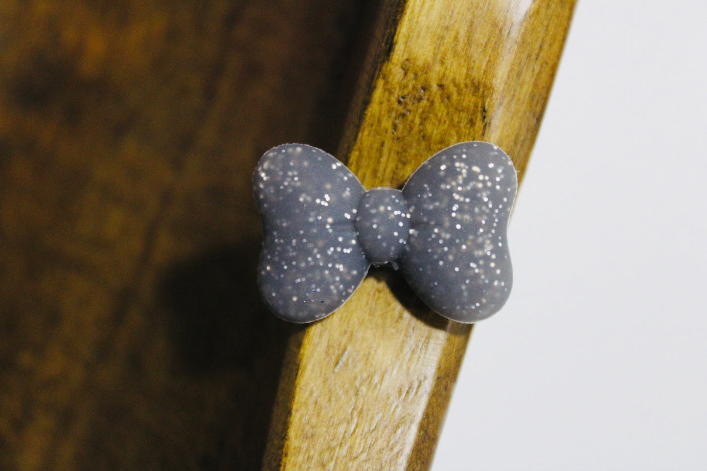 Glitter Glow In The Dark Bow Multiple Color Options Silicone Focal Bead