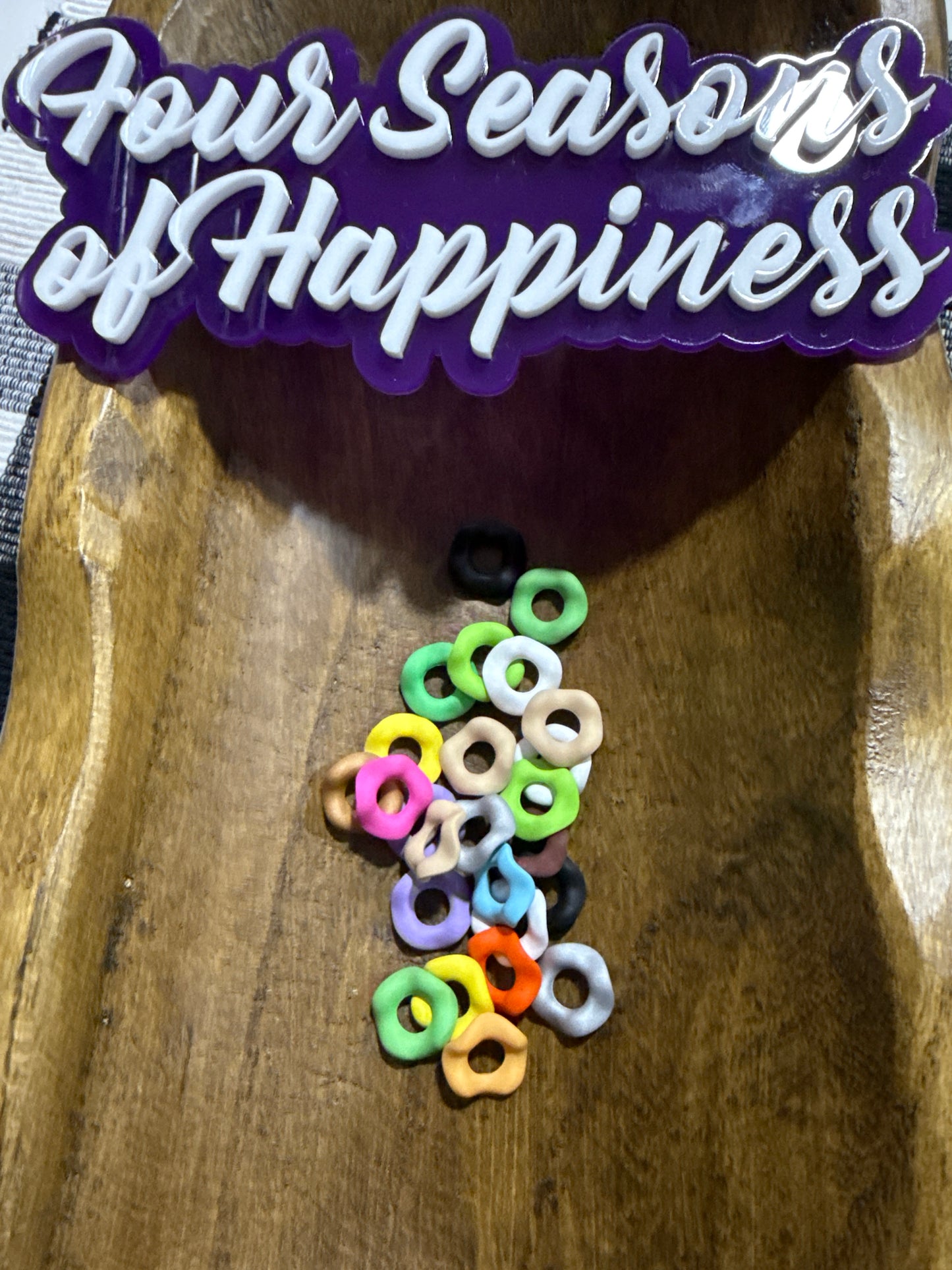 Acrylic Wavy Wide Mouth Mixed Color 25 Count Spacer Bead