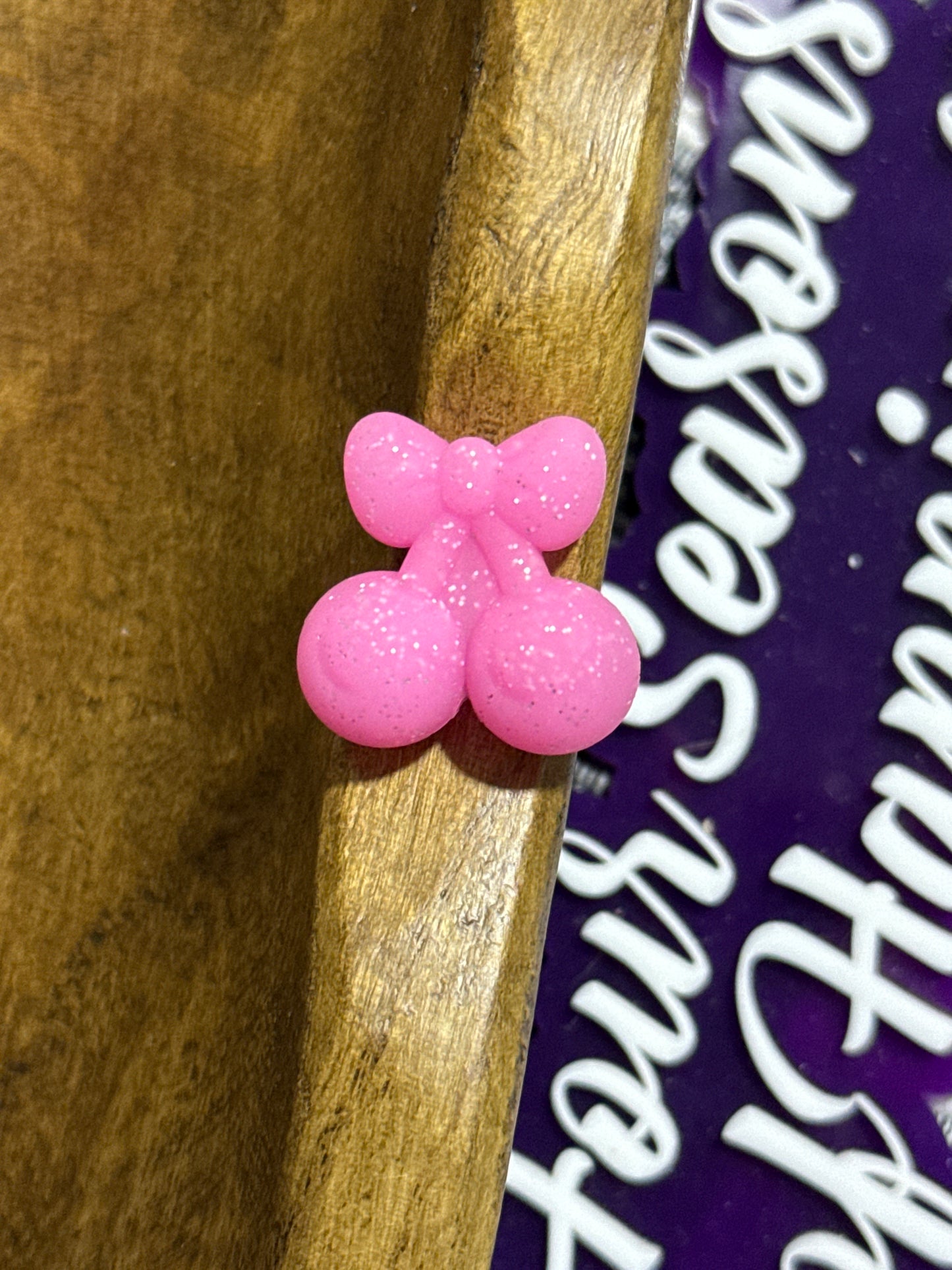 Lot 1 Silicone Focal Bead