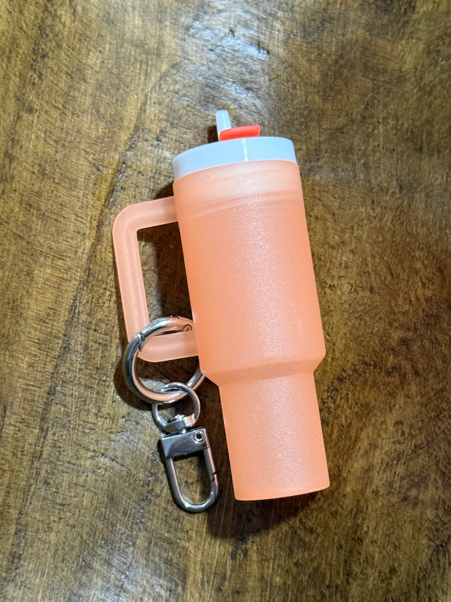 Glow In The Dark Mini Keychain Tumbler With Removable Lid Storage Keychain Chapstick Holder