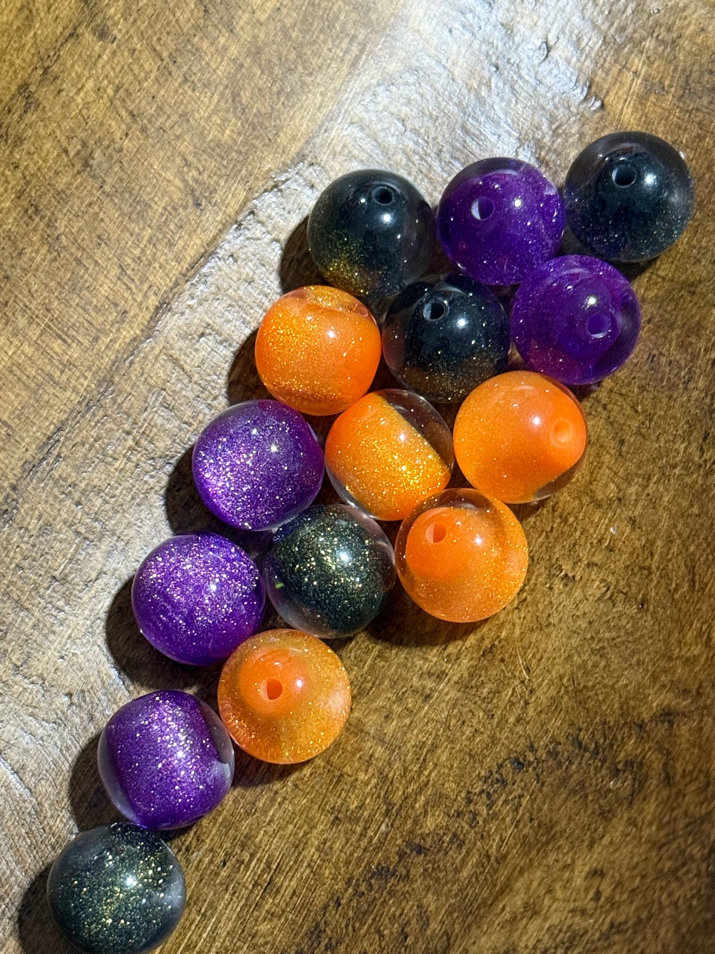 16mm Round Acrylic Bead Halloween Or Christmas 15 Count Bead Mix