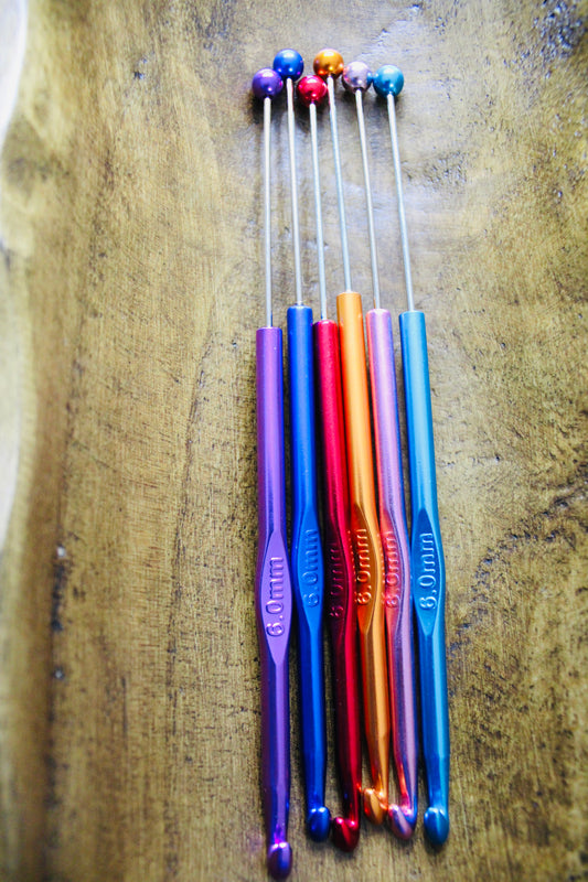 Beadable Crochet Hook Purple Pink Light Blue Blue Orange Red